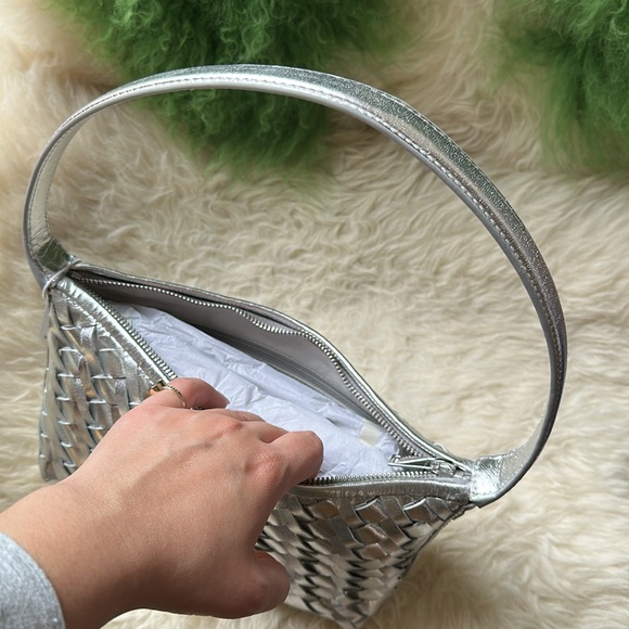 Walter Baker Hazel Leather Shoulder Bag NWT - Picture 4 of 7